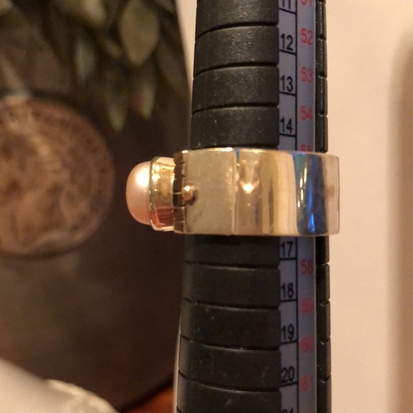 Pearl/Sterling Silver Ring - Picture 9 of 10